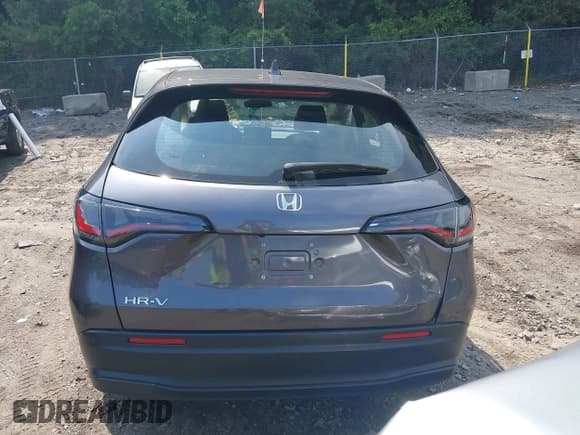 ✅ 2024 Honda HR-V LX • VIN: 3CZRZ2H3XRM779239 • Lot: 42700029. Listed on IAAI with 23,760 mi. Free auction sales archive from the USA and detailed vehicle history report at DreamBid. Image 16.
