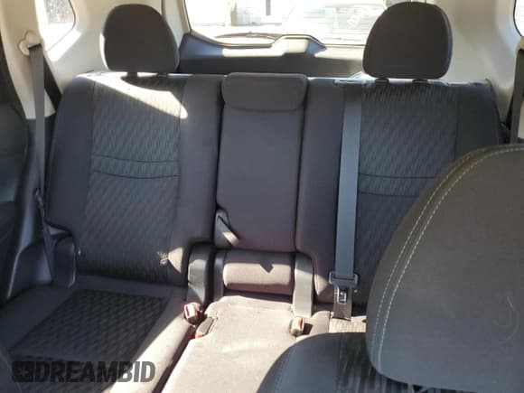 ✅ 2018 Nissan Rogue SV • VIN: 5N1AT2MT7JC833026 • Lot: 92324245. Wystawiony na Copart z przebiegiem 107 943 mil. Bezpłatny archiwum sprzedaży aukcyjnych z USA i szczegółowy raport historii pojazdu na DreamBid. Zdjęcie 10.