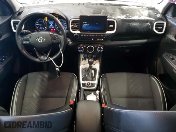 ✅ 2022 Hyundai Venue Limited • VIN: KMHRC8A33NU135331 • Lot: 43912335. Listed on Copart with 68,000 mi. Free auction sales archive from the USA and detailed vehicle history report at DreamBid. Image 8.
