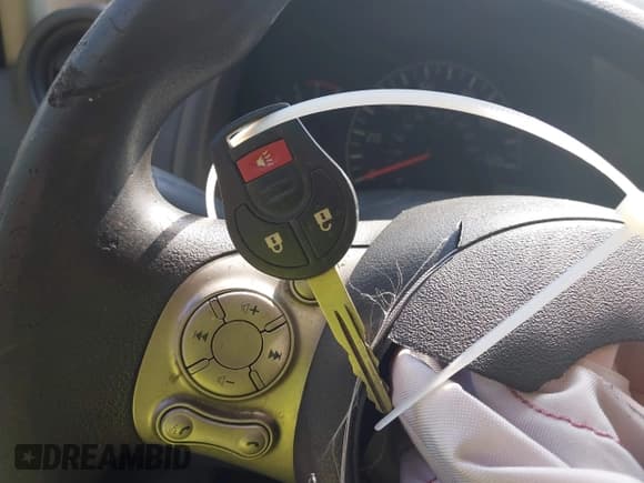 ✅ 2017 Nissan NV200 SV • VIN: 3N6CM0KN0HK705165 • Lot: 42843684. Listed on IAAI with 125,602 mi. Free auction sales archive from the USA and detailed vehicle history report at DreamBid. Image 11.