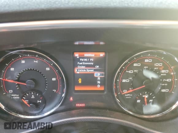 ✅ 2014 Dodge Charger RT • VIN: 2C3CDXCT6EH295287 • Lot: 90755995. Wystawiony na Copart z przebiegiem 65 850 mil. Bezpłatny archiwum sprzedaży aukcyjnych z USA i szczegółowy raport historii pojazdu na DreamBid. Zdjęcie 9.