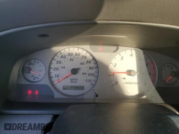 ✅ 2001 Nissan Xterra SE • VIN: 5N1ED28Y21C568892 • Lot: 85430915. Wystawiony na Copart z przebiegiem 244 411 mil. Bezpłatny archiwum sprzedaży aukcyjnych z USA i szczegółowy raport historii pojazdu na DreamBid. Zdjęcie 9.