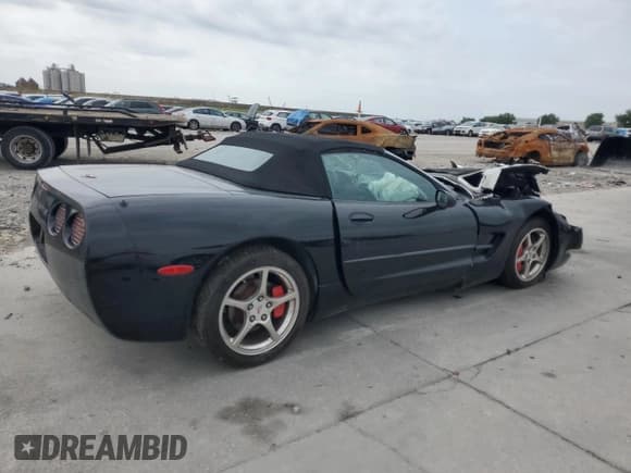 ✅ 2004 Chevrolet Corvette • VIN: 1G1YY32G345118956 • Лот: 57841695. Опубликован ранее на Copart с пробегом 162 413 миль. Бесплатный доступ к архиву аукционных продаж из США и подробный отчёт об истории автомобиля на DreamBid. Изображение 3.