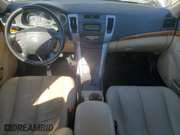✅ 2009 Hyundai Sonata SE • VIN: 5NPEU46F59H453785 • Lot: 82754445. Listed on Copart with 190,324 mi. Free auction sales archive from the USA and detailed vehicle history report at DreamBid. Image 8.