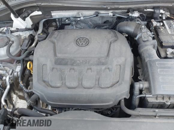 ✅ 2021 Volkswagen Tiguan SE • VIN: 3VV2B7AX5MM054356 • Lot: 43035399. Wystawiony na IAAI z przebiegiem 87 671 mil. Bezpłatny archiwum sprzedaży aukcyjnych z USA i szczegółowy raport historii pojazdu na DreamBid. Zdjęcie 10.