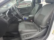 ✅ 2015 Chevrolet Impala LT • VIN: 1G1115SL1FU127632 • Лот: 72634984. Опубликован ранее на Copart с пробегом 197 018 миль. Бесплатный доступ к архиву аукционных продаж из США и подробный отчёт об истории автомобиля на DreamBid. Изображение 7.