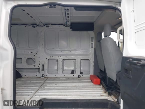 ✅ 2015 Ford Transit Cargo • VIN: 1FTYR2ZM4FKA94360 • Lot: 41931202. Listed on IAAI with 324,881 mi. Free auction sales archive from the USA and detailed vehicle history report at DreamBid. Image 8.
