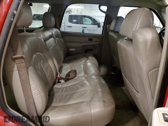 ✅ 2001 Chevrolet Tahoe LT • VIN: 1GNEK13T61J101087 • Lot: 80181385. Wystawiony na Copart z przebiegiem 194 210 mil. Bezpłatny archiwum sprzedaży aukcyjnych z USA i szczegółowy raport historii pojazdu na DreamBid. Zdjęcie 11.