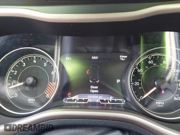 ✅ 2014 Jeep Cherokee Limited • VIN: 1C4PJMDS8EW151803 • Lot: 43602656. Wystawiony na IAAI z przebiegiem 191 834 mil. Bezpłatny archiwum sprzedaży aukcyjnych z USA i szczegółowy raport historii pojazdu na DreamBid. Zdjęcie 7.