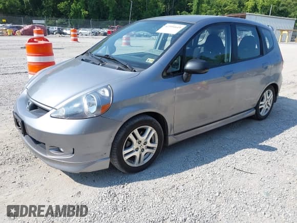 ✅ 2007 Honda Fit Sport • VIN: JHMGD37657S060853 • Lot: 42591649. Listed on IAAI with 64,735 mi. Free auction sales archive from the USA and detailed vehicle history report at DreamBid. Image 17.