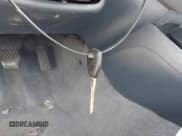 ✅ 2000 Honda Accord DX • VIN: 1HGCF8546YA026356 • Lot: 42085182. Wystawiony na IAAI z przebiegiem 156 426 mil. Bezpłatny archiwum sprzedaży aukcyjnych z USA i szczegółowy raport historii pojazdu na DreamBid. Zdjęcie 11.