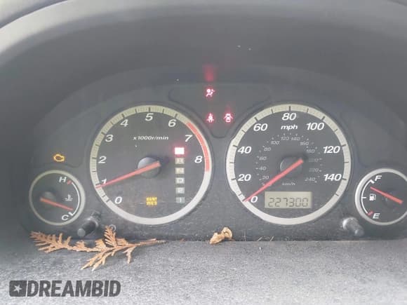 ✅ 2005 Honda CR-V LX • VIN: SHSRD78515U339713 • Лот: 43673080. Опубликован ранее на IAAI с пробегом 227 300 миль. Бесплатный доступ к архиву аукционных продаж из США и подробный отчёт об истории автомобиля на DreamBid. Изображение 7.