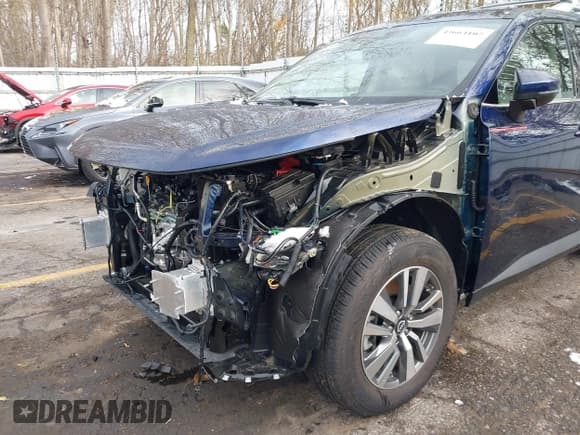 ✅ 2025 Nissan Pathfinder SL • VIN: 5N1DR3CC6SC235868 • Lot: 43664107. Wystawiony na IAAI z przebiegiem 2 749 mil. Bezpłatny archiwum sprzedaży aukcyjnych z USA i szczegółowy raport historii pojazdu na DreamBid. Zdjęcie 6.