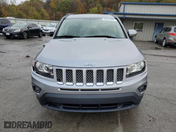 ✅ 2015 Jeep Compass High Altitude • VIN: 1C4NJDEB4FD291737 • Lot: 90283305. Listed on Copart with 100,621 mi. Free auction sales archive from the USA and detailed vehicle history report at DreamBid. Image 5.