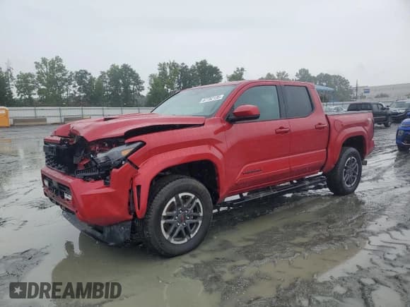 ✅ 2025 Toyota Tacoma SR • VIN: 3TYLB5JN5ST079006 • Лот: 67752135. Опубликован ранее на Copart с пробегом 1 824 миль. Бесплатный доступ к архиву аукционных продаж из США и подробный отчёт об истории автомобиля на DreamBid. Изображение 1.