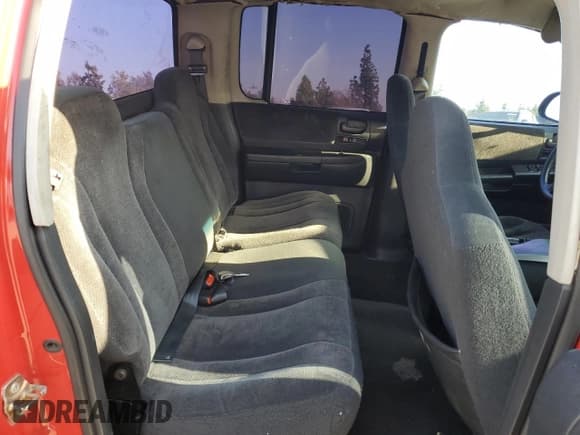 ✅ 2004 Dodge Dakota SLT • VIN: 1D7HL48N24S750470 • Lot: 46622465. Wystawiony na Copart z przebiegiem 228 183 mil. Bezpłatny archiwum sprzedaży aukcyjnych z USA i szczegółowy raport historii pojazdu na DreamBid. Zdjęcie 10.