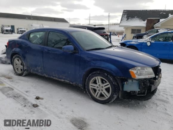 ✅ 2012 Dodge Avenger SXT • VIN: 1C3CDZCB8CN171612 • Лот: 46231355. Опубликован ранее на Copart с пробегом 108 336 миль. Бесплатный доступ к архиву аукционных продаж из США и подробный отчёт об истории автомобиля на DreamBid. Изображение 4.