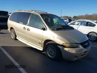 ✅ 2000 Chrysler Town & Country Limited • VIN: 1C4GP64LXYB709245 • Лот: 43814837. Опубликован ранее на IAAI с пробегом Не указан. Бесплатный доступ к архиву аукционных продаж из США и подробный отчёт об истории автомобиля на DreamBid. Изображение 1.