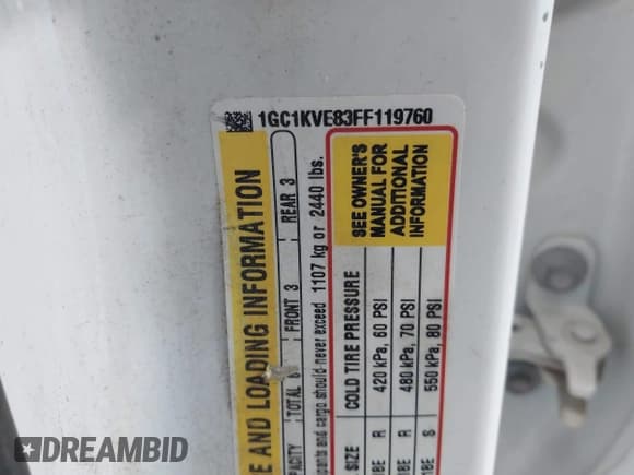 ✅ 2015 Chevrolet Silverado 2500HD LT • VIN: 1GC1KVE83FF119760 • Lot: 42693479. Listed on IAAI with 329,481 mi. Free auction sales archive from the USA and detailed vehicle history report at DreamBid. Image 9.