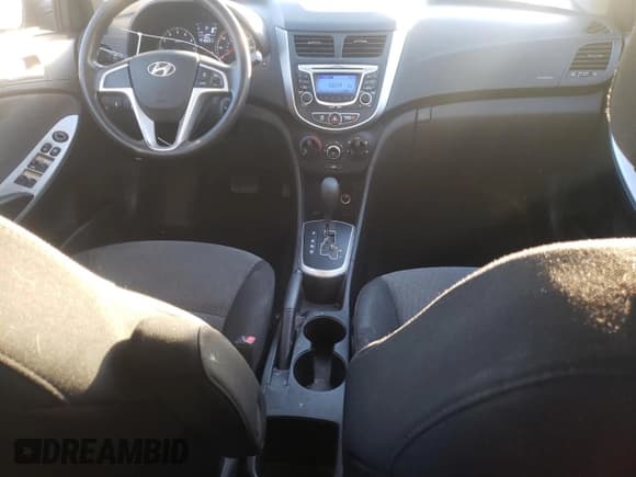 ✅ 2012 Hyundai Accent GS • VIN: KMHCT5AE1CU036462 • Лот: 77466224. Опубликован ранее на Copart с пробегом 106 531 миль. Бесплатный доступ к архиву аукционных продаж из США и подробный отчёт об истории автомобиля на DreamBid. Изображение 8.