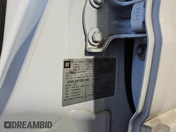 ✅ 2013 Chevrolet Captiva Sport LT • VIN: 3GNAL3EK1DS610986 • Lot: 87472224. Wystawiony na Copart z przebiegiem 60 178 mil. Bezpłatny archiwum sprzedaży aukcyjnych z USA i szczegółowy raport historii pojazdu na DreamBid. Zdjęcie 13.