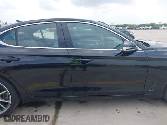 ✅ 2023 Genesis G70 2.0T • VIN: KMTG34TAXPU125643 • Lot: 42120428. Wystawiony na IAAI z przebiegiem 31 082 mil. Bezpłatny archiwum sprzedaży aukcyjnych z USA i szczegółowy raport historii pojazdu na DreamBid. Zdjęcie 13.