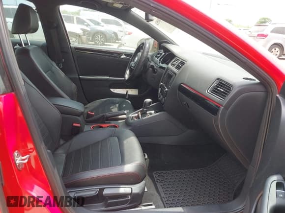 ✅ 2016 Volkswagen Jetta GLI SE • VIN: 3VW4T7AJ1GM222057 • Lot: 42088524. Wystawiony na IAAI z przebiegiem 141 820 mil. Bezpłatny archiwum sprzedaży aukcyjnych z USA i szczegółowy raport historii pojazdu na DreamBid. Zdjęcie 5.