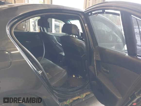 ✅ 2007 BMW 5 Series 550i • VIN: WBANB53527CP05201 • Lot: 43536731. Listed on IAAI with Not provided. Free auction sales archive from the USA and detailed vehicle history report at DreamBid. Image 8.