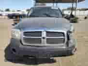 2005 Dodge Dakota ST z VIN 1D7HW22K65S204587, wystawiony jako Copart lot #74038824 z przebiegiem 176 919 mil mil oraz Szkoda całkowita • Salvage title. Historia ofert i sprzedaży dostępna na DreamBid. Obrazek 5.