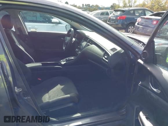 ✅ 2020 Honda Insight EX • VIN: 19XZE4F55LE005466 • Лот: 43366279. Опубликован ранее на IAAI с пробегом 82 014 миль. Бесплатный доступ к архиву аукционных продаж из США и подробный отчёт об истории автомобиля на DreamBid. Изображение 5.