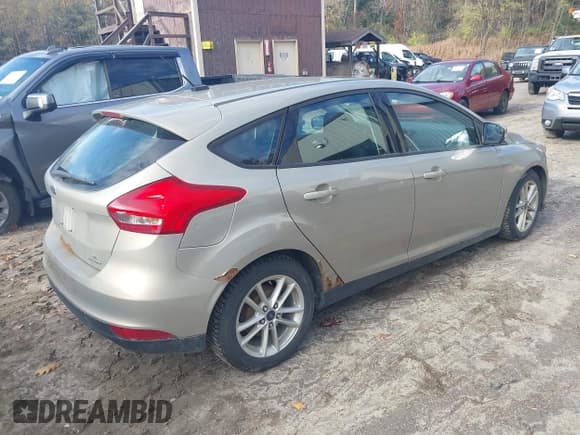 ✅ 2016 Ford Focus SE • VIN: 1FADP3K2XGL264113 • Lot: 43443358. Listed on IAAI with 154,438 mi. Free auction sales archive from the USA and detailed vehicle history report at DreamBid. Image 4.