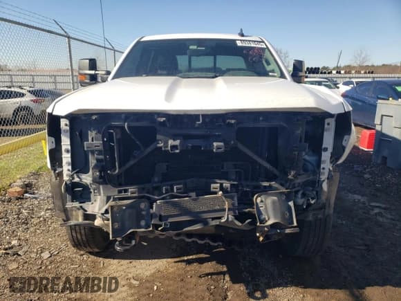 ✅ 2018 Chevrolet Silverado 2500HD LT • VIN: 1GC1KVEG3JF185029 • Lot: 89381045. Wystawiony na Copart z przebiegiem 155 849 mil. Bezpłatny archiwum sprzedaży aukcyjnych z USA i szczegółowy raport historii pojazdu na DreamBid. Zdjęcie 5.