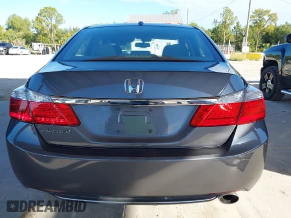 ✅ 2015 Honda Accord EX-L • VIN: 1HGCR2F8XFA154764 • Лот: 43651583. Опубликован ранее на IAAI с пробегом 212 122 миль. Бесплатный доступ к архиву аукционных продаж из США и подробный отчёт об истории автомобиля на DreamBid. Изображение 16.