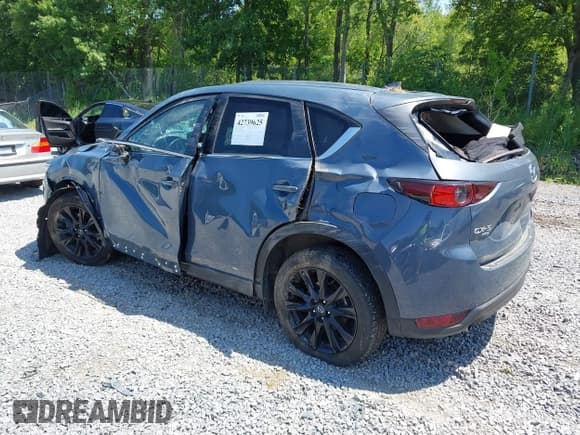 ✅ 2021 Mazda CX-5 Carbon Edition • VIN: JM3KFBCY3M0376581 • Лот: 42739625. Опубликован ранее на IAAI с пробегом 27 663 миль. Бесплатный доступ к архиву аукционных продаж из США и подробный отчёт об истории автомобиля на DreamBid. Изображение 3.