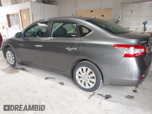 ✅ 2015 Nissan Sentra SV • VIN: 3N1AB7AP1FL688270 • Lot: 43102582. Wystawiony na IAAI z przebiegiem 88 370 mil. Bezpłatny archiwum sprzedaży aukcyjnych z USA i szczegółowy raport historii pojazdu na DreamBid. Zdjęcie 3.