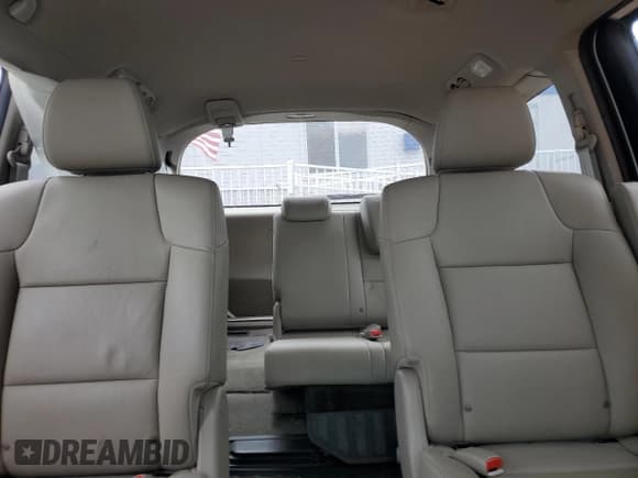 ✅ 2017 Honda Odyssey EX-L • VIN: 5FNRL5H6XHB026851 • Лот: 89472605. Опубликован ранее на Copart с пробегом 102 866 миль. Бесплатный доступ к архиву аукционных продаж из США и подробный отчёт об истории автомобиля на DreamBid. Изображение 10.