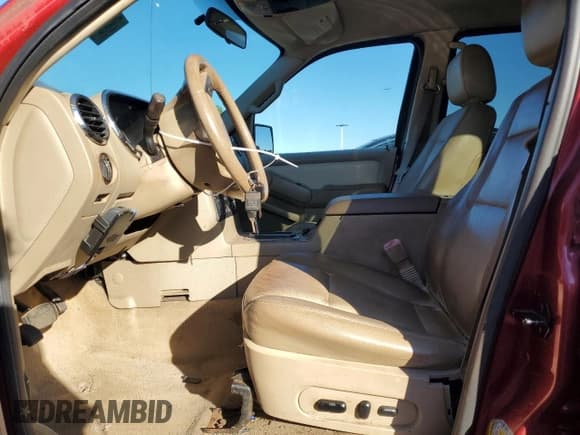 ✅ 2007 Ford Explorer XLT • VIN: 1FMEU73E27UB66349 • Lot: 81979385. Listed on Copart with 157,582 mi. Free auction sales archive from the USA and detailed vehicle history report at DreamBid. Image 7.