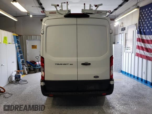 ✅ 2019 Ford Transit • VIN: 1FTYE1CM7KKA68876 • Lot: 55595075. Wystawiony na Copart z przebiegiem 90 838 mil. Bezpłatny archiwum sprzedaży aukcyjnych z USA i szczegółowy raport historii pojazdu na DreamBid. Zdjęcie 6.