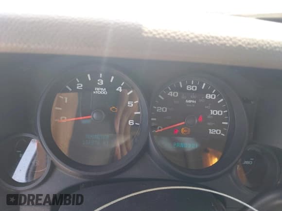 ✅ 2008 Chevrolet Silverado 1500 Work Truck • VIN: 1GCEC14X98Z317146 • Lot: 43074348. Listed on IAAI with 131,976 mi. Free auction sales archive from the USA and detailed vehicle history report at DreamBid. Image 7.