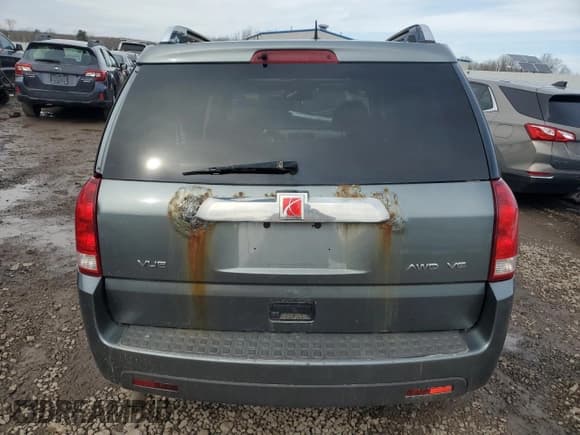 ✅ 2006 Saturn VUE • VIN: 5GZCZ63416S892159 • Lot: 49525795. Wystawiony na Copart z przebiegiem 173 651 mil. Bezpłatny archiwum sprzedaży aukcyjnych z USA i szczegółowy raport historii pojazdu na DreamBid. Zdjęcie 6.