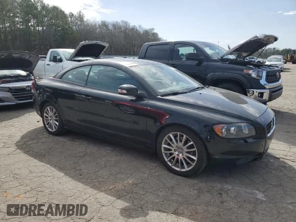 ✅ 2009 Volvo C70 • VIN: YV1MC67229J073388 • Lot: 46733025. Listed on Copart with 77,580 mi. Free auction sales archive from the USA and detailed vehicle history report at DreamBid. Image 4.