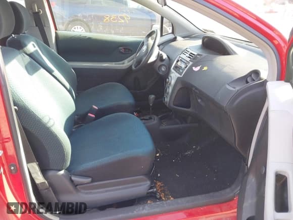 ✅ 2008 Toyota Yaris • VIN: JTDJT923585149624 • Лот: 43669238. Опубликован ранее на IAAI с пробегом 163 481 миль. Бесплатный доступ к архиву аукционных продаж из США и подробный отчёт об истории автомобиля на DreamBid. Изображение 5.