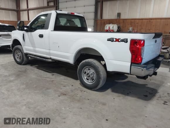 ✅ 2022 Ford F-250 XL • VIN: 1FTBF2B61NEF95875 • Lot: 41577817. Listed on IAAI with 14,901 mi. Free auction sales archive from the USA and detailed vehicle history report at DreamBid. Image 3.
