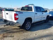 ✅ 2016 Toyota Tundra SR5 • VIN: 5TFEM5F1XGX106268 • Lot: 41674496. Listed on IAAI with 118,091 mi. Free auction sales archive from the USA and detailed vehicle history report at DreamBid. Image 4.