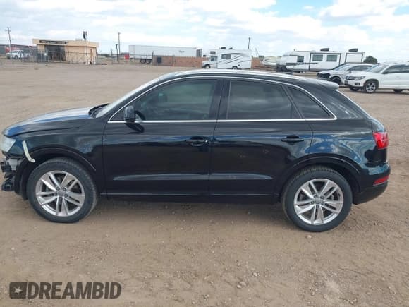 ✅ 2016 Audi Q3 Premium Plus • VIN: WA1BFCFS1GR010795 • Лот: 43357405. Опубликован ранее на IAAI с пробегом 77 928 миль. Бесплатный доступ к архиву аукционных продаж из США и подробный отчёт об истории автомобиля на DreamBid. Изображение 15.