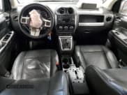 ✅ 2016 Jeep Compass Latitude • VIN: 1C4NJDEB4GD802395 • Лот: 82622705. Опубликован ранее на Copart с пробегом Не указан. Бесплатный доступ к архиву аукционных продаж из США и подробный отчёт об истории автомобиля на DreamBid. Изображение 8.