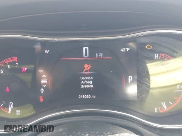 ✅ 2016 Dodge Durango R/T • VIN: 1C4SDJCT5GC420080 • Lot: 43607099. Wystawiony na IAAI z przebiegiem 218 030 mil. Bezpłatny archiwum sprzedaży aukcyjnych z USA i szczegółowy raport historii pojazdu na DreamBid. Zdjęcie 7.