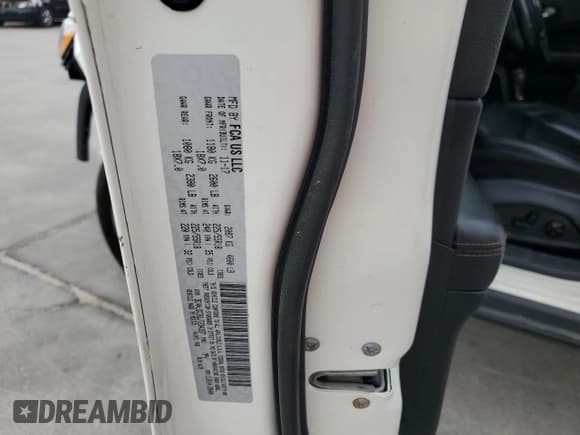 ✅ 2018 Jeep Compass Limited • VIN: 3C4NJDCB3JT234337 • Lot: 52084175. Listed on Copart with 77,073 mi. Free auction sales archive from the USA and detailed vehicle history report at DreamBid. Image 14.