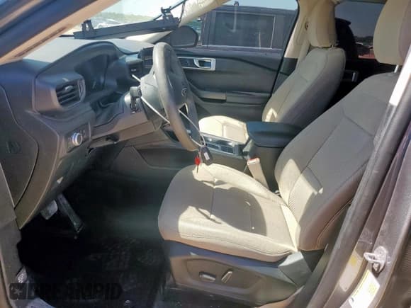 ✅ 2022 Ford Explorer • VIN: 1FMSK7BHXNGB30795 • Lot: 61220265. Wystawiony na Copart z przebiegiem 28 883 mil. Bezpłatny archiwum sprzedaży aukcyjnych z USA i szczegółowy raport historii pojazdu na DreamBid. Zdjęcie 7.