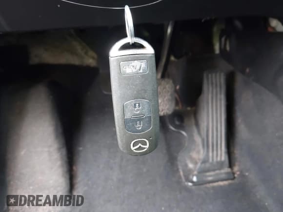 ✅ 2014 Mazda 3 i Touring • VIN: JM1BM1L78E1214490 • Lot: 42897423. Wystawiony na IAAI z przebiegiem 108 204 mil. Bezpłatny archiwum sprzedaży aukcyjnych z USA i szczegółowy raport historii pojazdu na DreamBid. Zdjęcie 11.